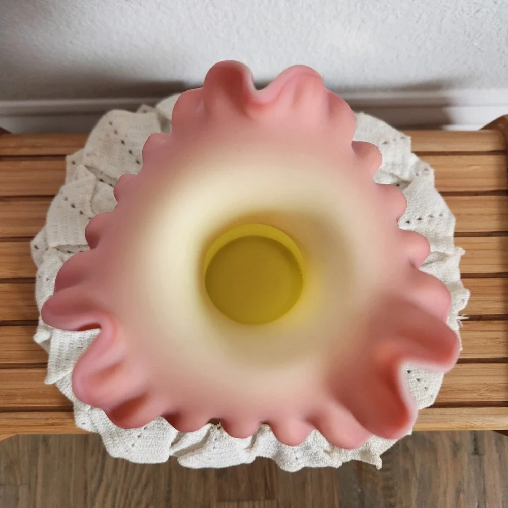 VTG Fenton Burmese URANIUM GLOW Glass Ruffled Vase Hand Painted Sign Debra Hill